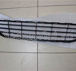 Lưới cản trước Suzuki Swift 2013